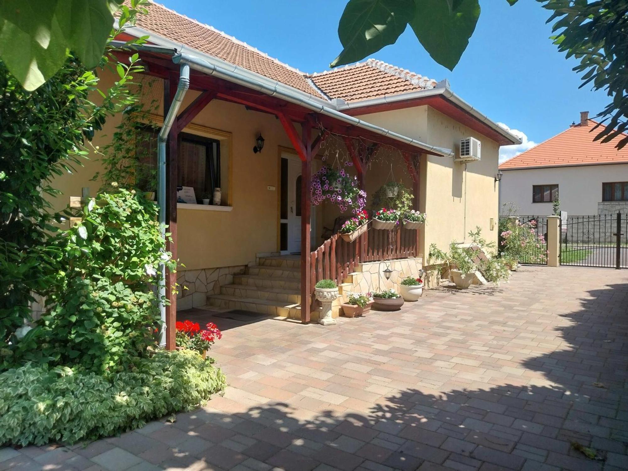 Hotel Liptak Vendeghaz Tokaj Zewnętrze zdjęcie
